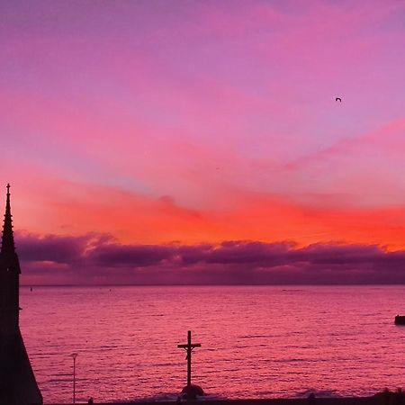 Le Phare De La Croix Pleine Vue Mer Centre Ville Concarneau Εξωτερικό φωτογραφία